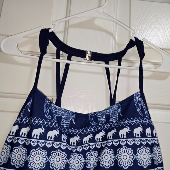 Women Size XLWhite and Blue Summer Dress with Elephants - Picture 4 of 10